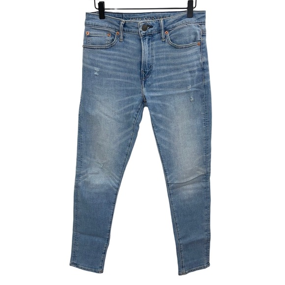 American Eagle Outfitters Other - American Eagle Athletic Skinny Lightwash jeans 30x30